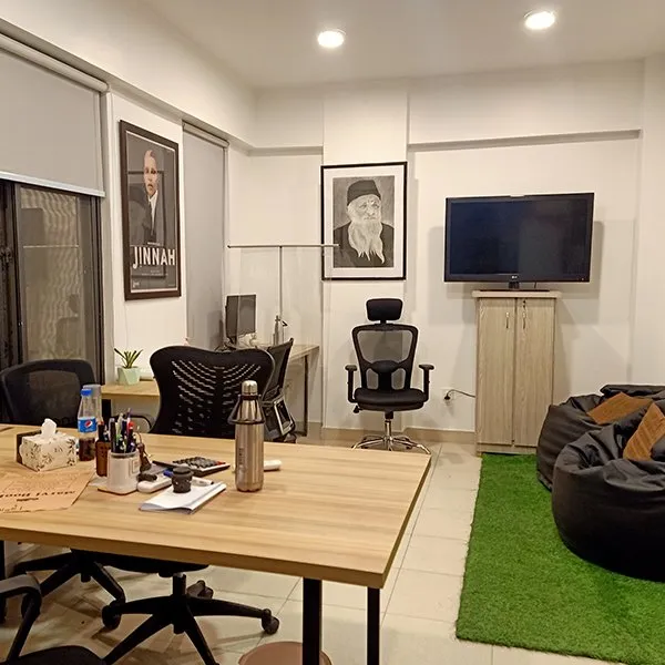 Meeting room rental in DHA Karachi — The Bullpen